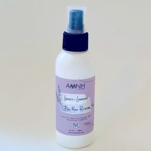 NWOT AMNH Face-mask spray